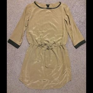 Club Monaco silk dress size 2 Taupe