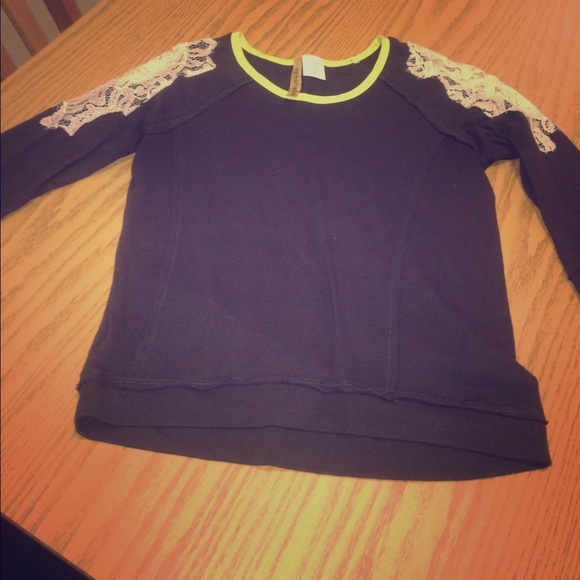 Medium sweatshirt