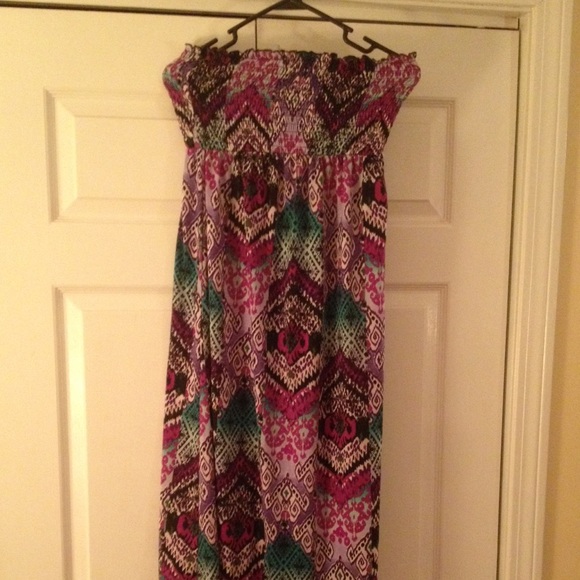 Tribal maxi and black/white dress bundle 🚫sold🚫