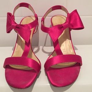 Kate Spade magenta satin heels