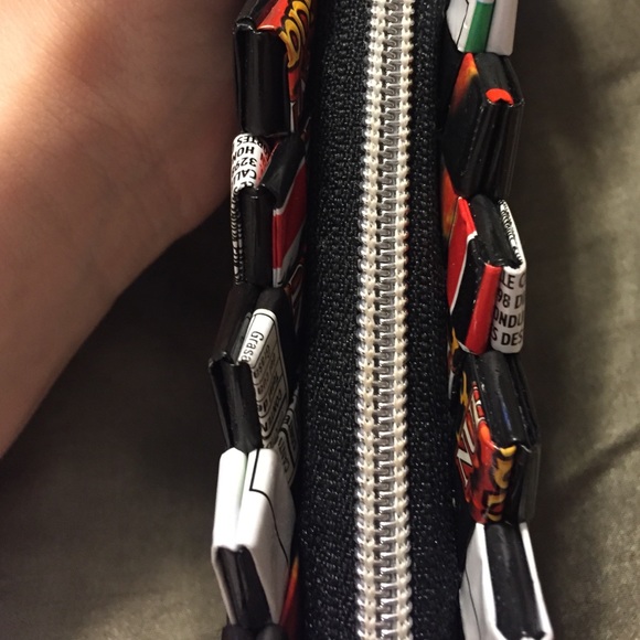 Hand purse - Picture 4 of 4