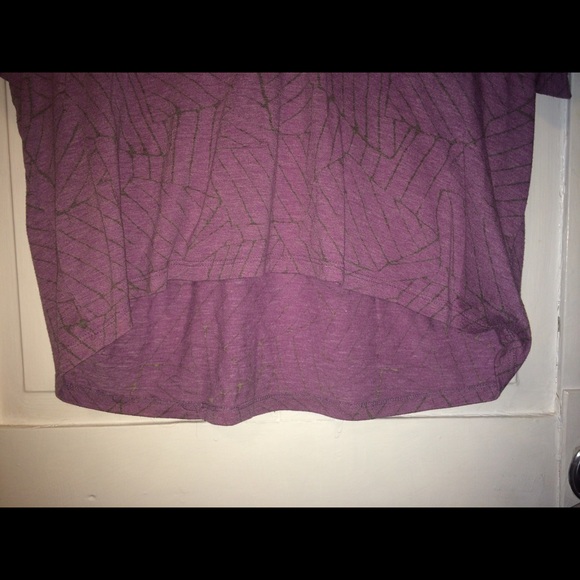 Lavender Top🌸 - Picture 3 of 4