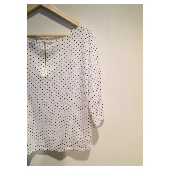White & Black Poka Dot H&M Shirt - Picture 2 of 3