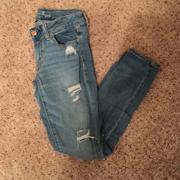 Distressed Crop Jeggings