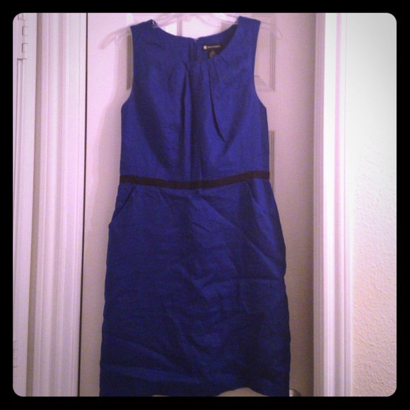 Blue dress