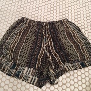 Brandy Melville patterned shorts