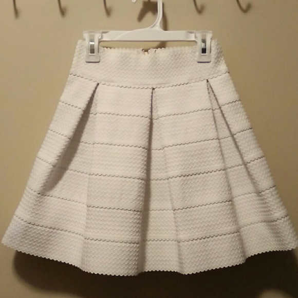 Brand new white bandage skirt