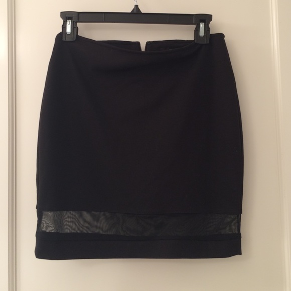 Forever 22 black and mesh pencil skirt