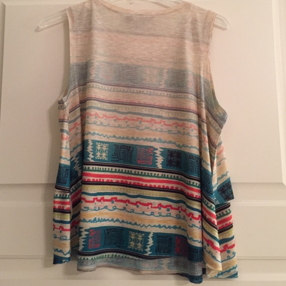 Elodie Aztec inspired tank top. - Picture 2 of 4