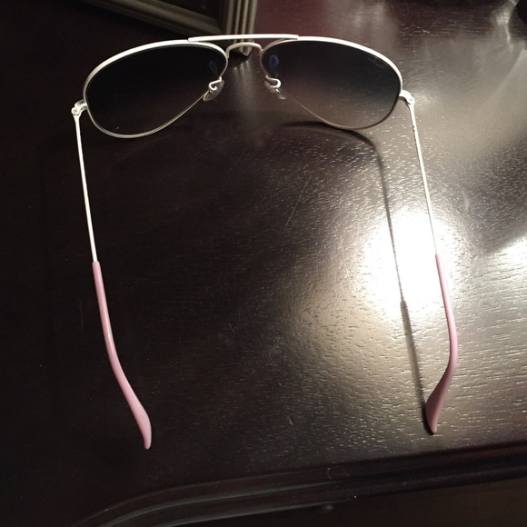 Green/purple Ray bans - Picture 3 of 4