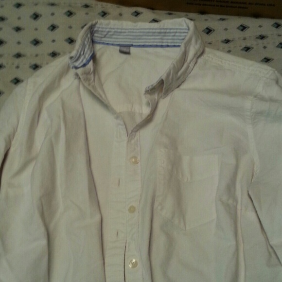 White button up ♥ - Picture 2 of 2