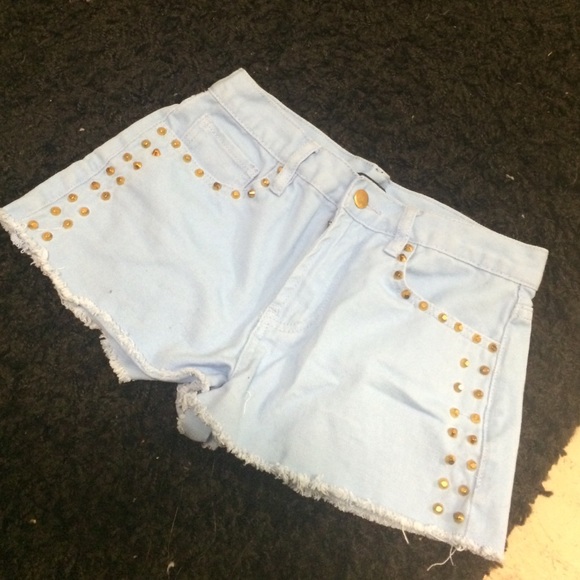 Forever 21 High Waisted Studded light denim shorts
