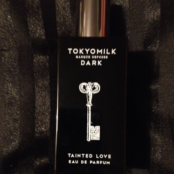 Tokyomilk tainted love dark perfume