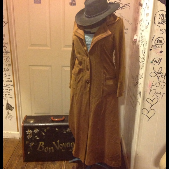 Cute full length jacket.