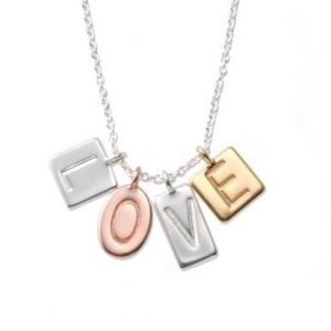 Stella & Dot Love necklace