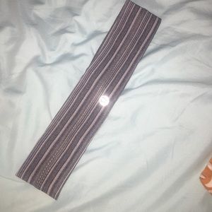 Lululemon headband bundle