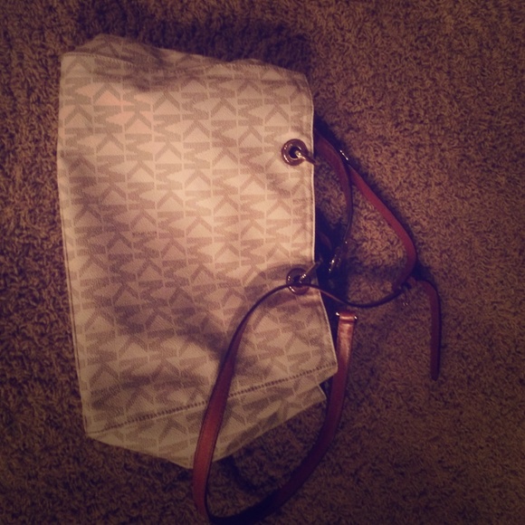 GORGEOUS Michael Kors purse😍😍😍