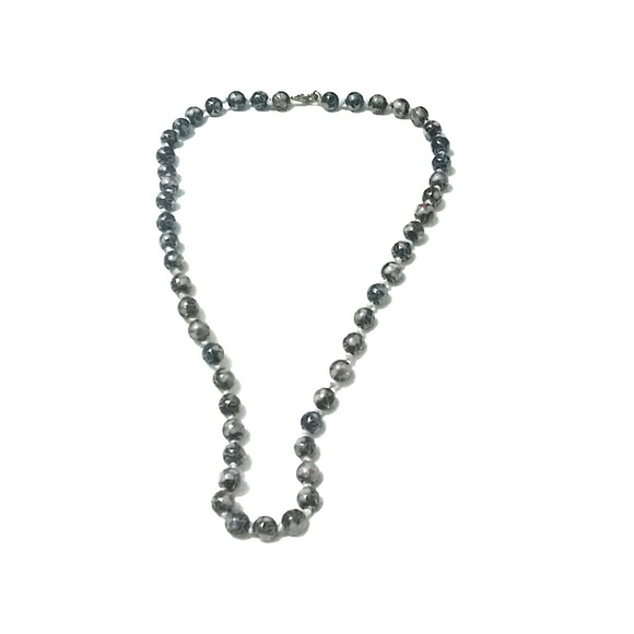 Gorgeous beaded necklace - Picture 1 of 2