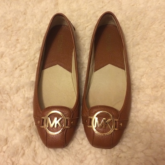 SOLD - Picture 1 of 2