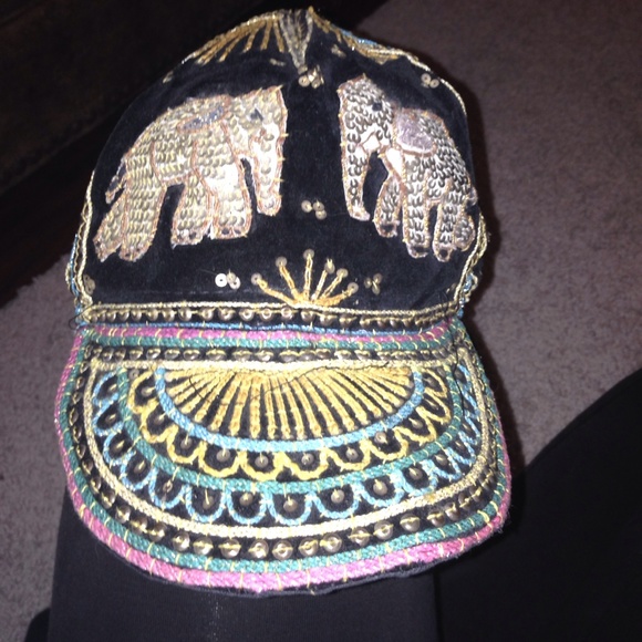 Vintage Indian Beaded Hobo Cap