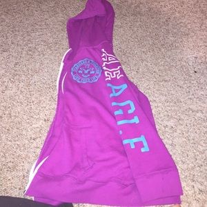 AE Berry Colored Zip-Up Hoodie(Either L or XL)