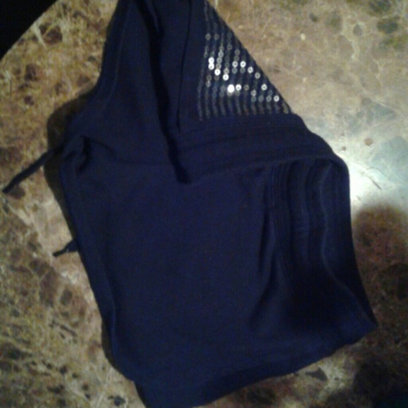 Nicki Minaj shorts?? - Picture 3 of 3