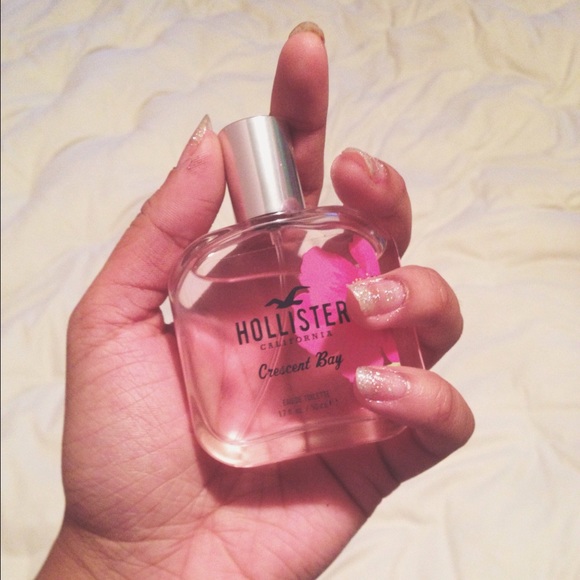 Hollister Crescent Bay Perfume (FULL SIZE)🌺