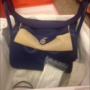Authentic brand new Hermès Lindy 34