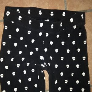 Vs PINK SKULL heart print ankle LEGGINGS pants HTF