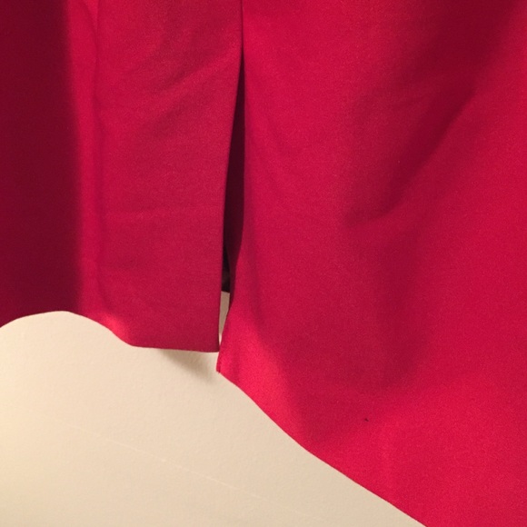 Red strapless dress - Picture 2 of 4