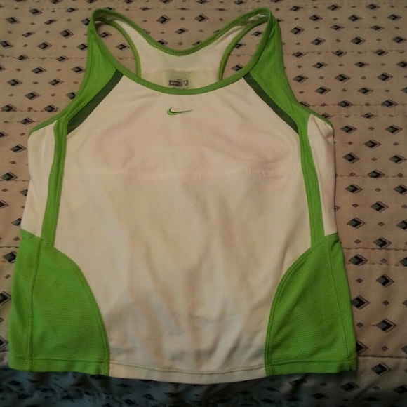 Nike tank ♥