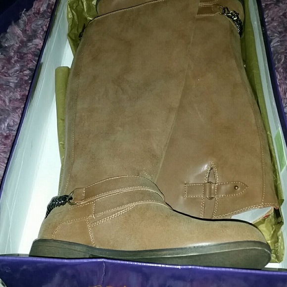 Steve Madden Boots