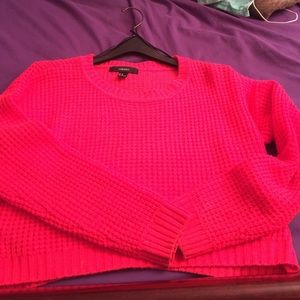 Bright pink cable knit cropped forever21 sweater