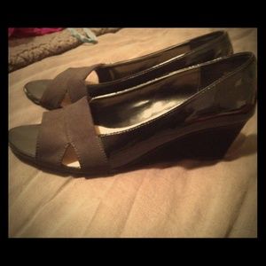 Ellen Tracy "work wedges"