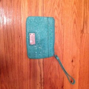 New without tags Nine West teal wristlet