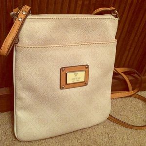 GUESS Crossbody
