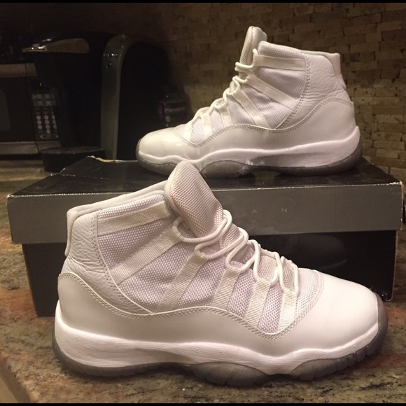 📦SOLD📦  ⬇️ Air Jordan 11 Retro 25th Ann. - Picture 2 of 4