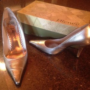 J.Renee Silver Pumps