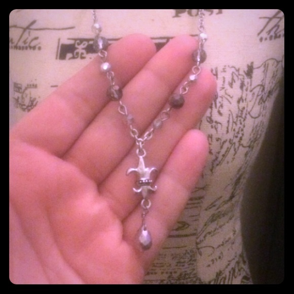 fleur de lis necklace