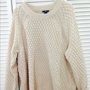 OVERSIZED BOYFRIEND SWEATER NWOT