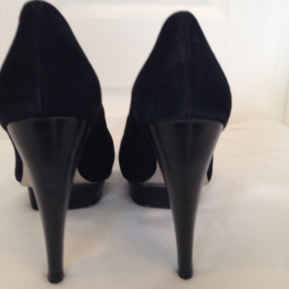 Steve Madden Black Suede Pumps 8.5 - Picture 3 of 3