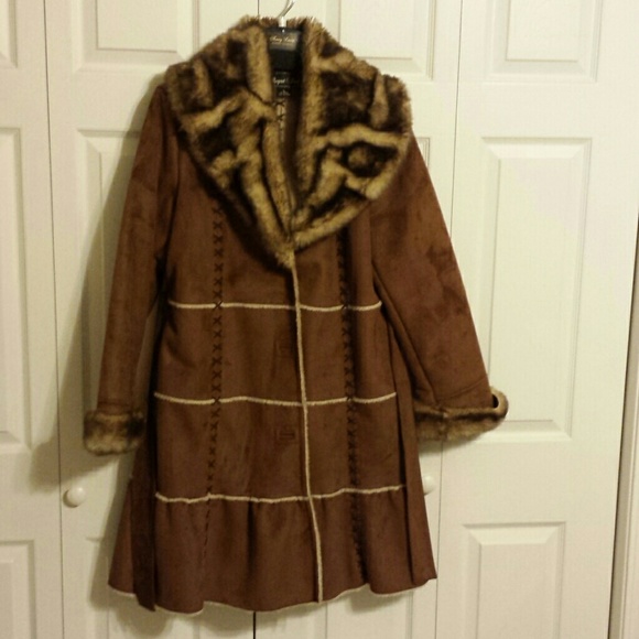 Regent Park brown faux fur coat - Picture 1 of 4