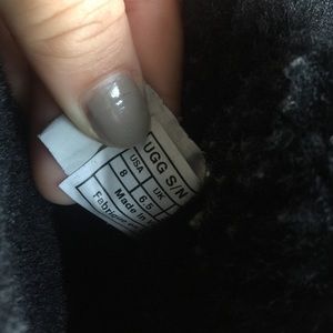 Authentic ugg tag