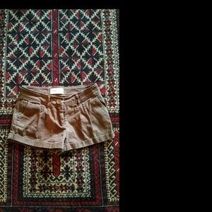 Cute brown shorts