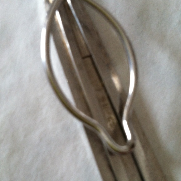 W&H clip - Picture 3 of 3