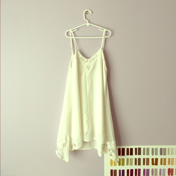 Shift lace white dress