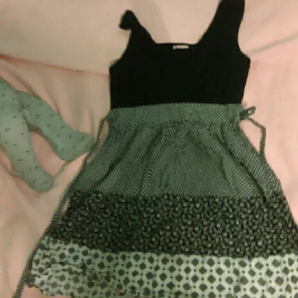 Dresses & Skirts - Dress