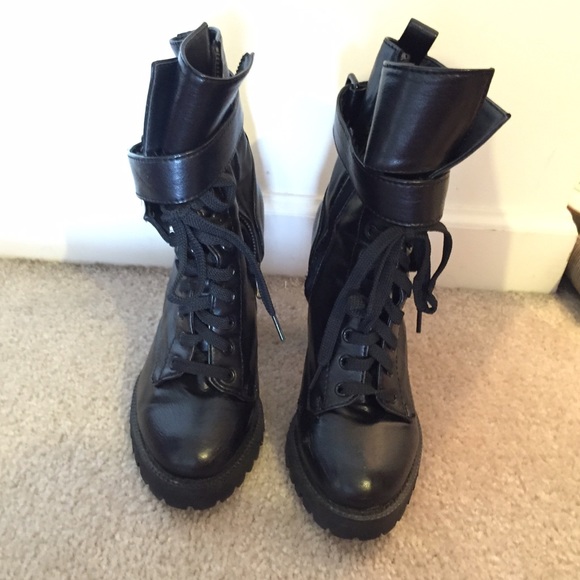 Black ankle boots ✨