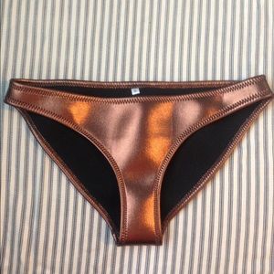 NEVER WORN DUPE- triangl swimwear bathing suit