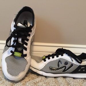 Zumba shoes size 7
